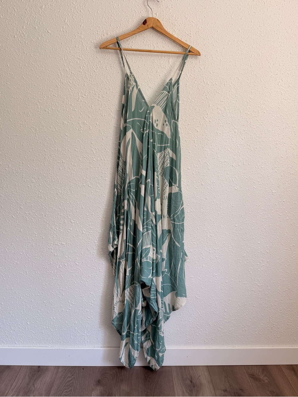 World Market seafoam island print romper S/M